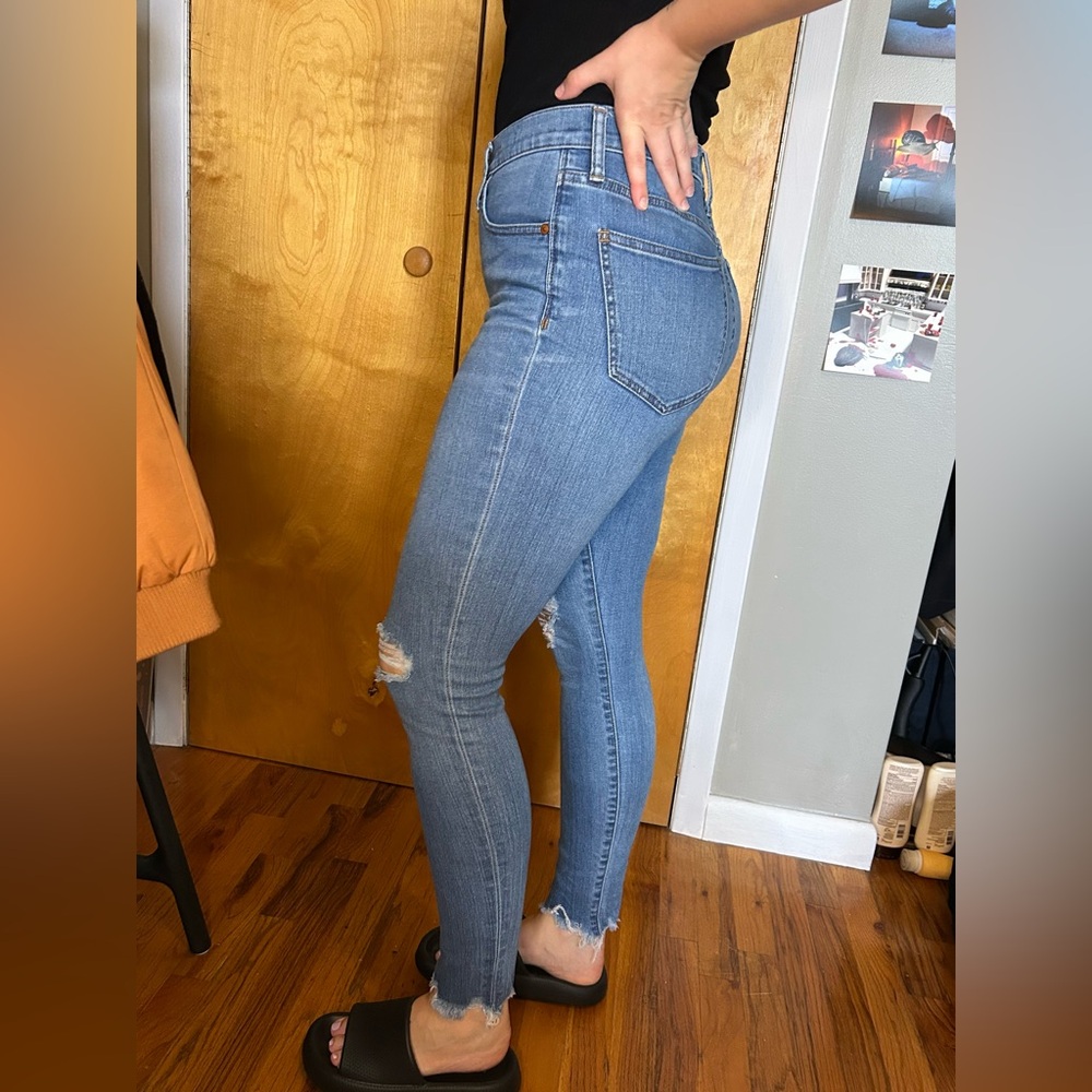 Madewell High Rise Ripped Blue Jeans - Picture 2 of 9